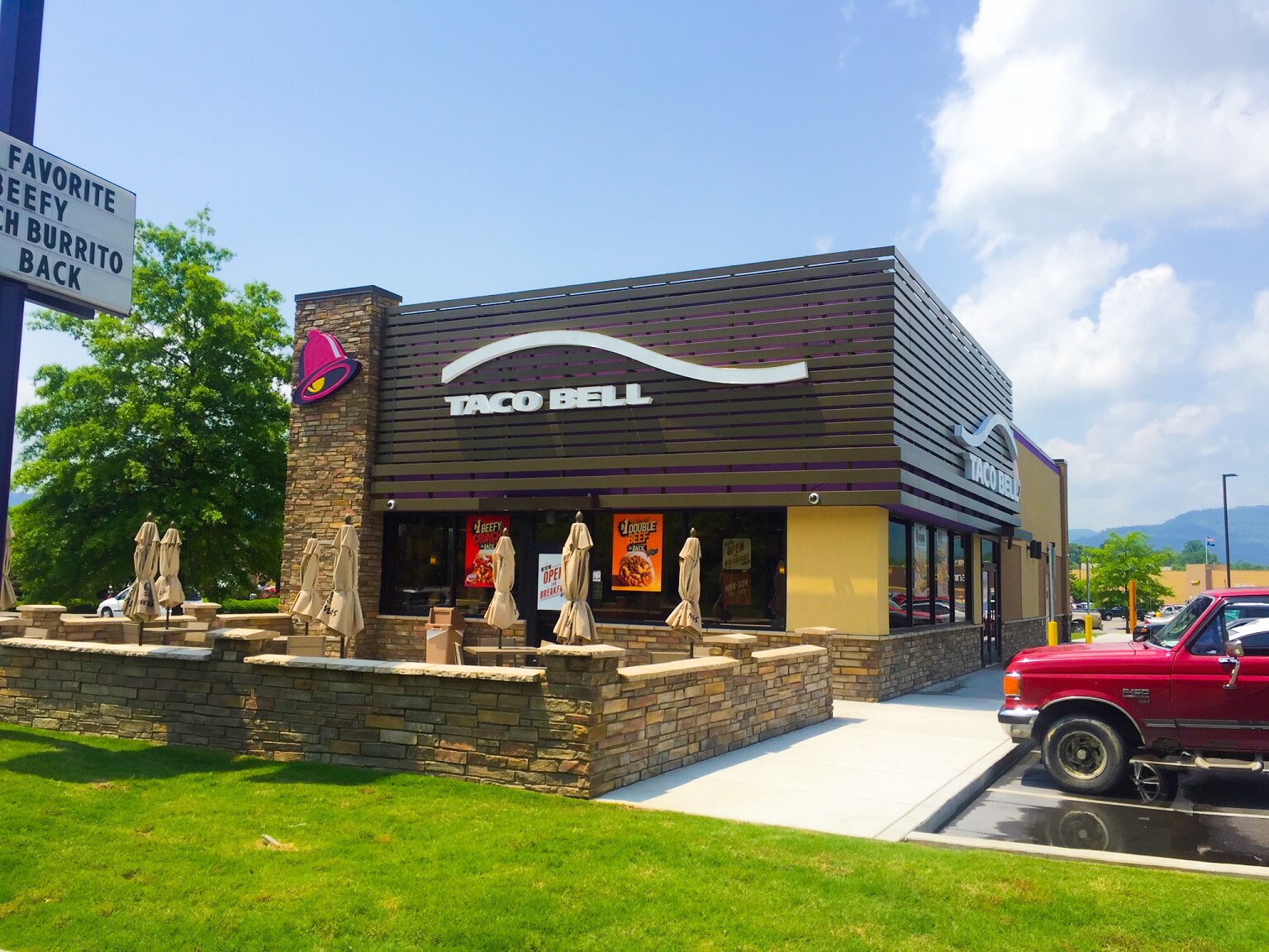 1231 N 12th St, Middlesboro, KY for sale Building Photo- Image 1 of 1