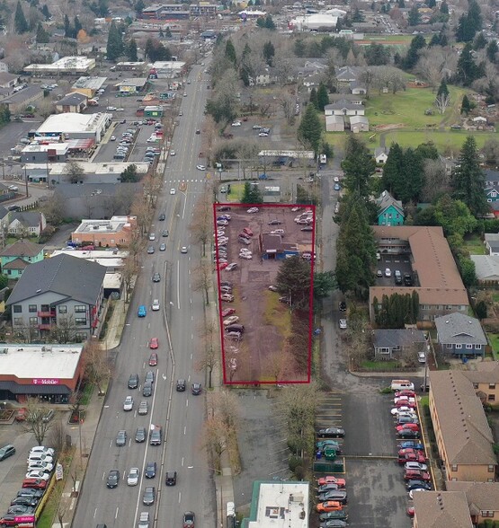 3659 SE Powell Blvd, Portland, OR for lease - Aerial - Image 3 of 4