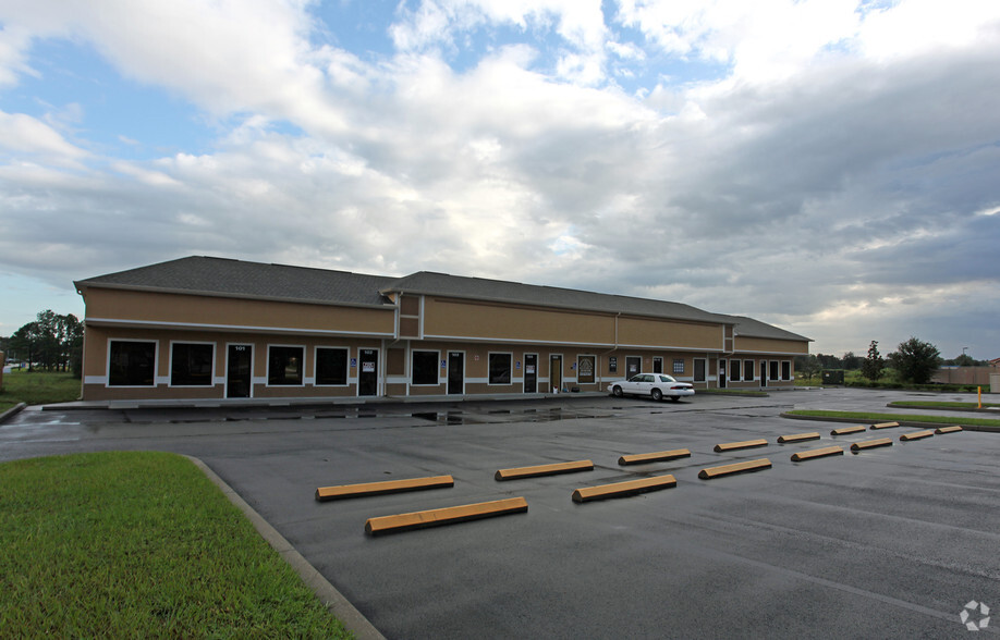 11141 County Line Rd, Spring Hill, FL for lease - Building Photo - Image 3 of 5