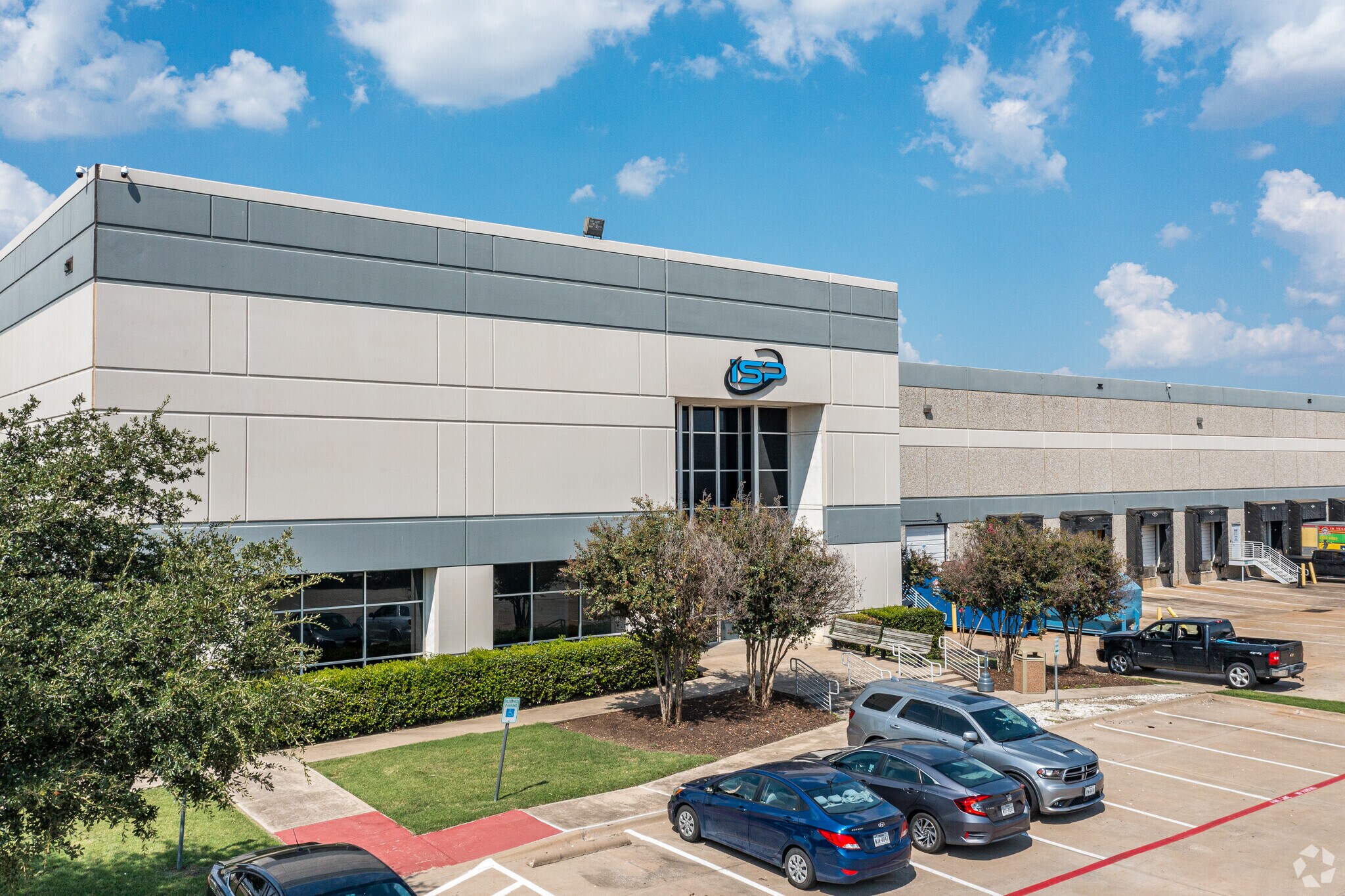 2100 Luna Rd, Carrollton, TX for sale Primary Photo- Image 1 of 1