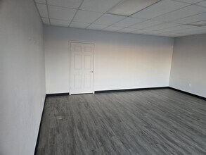 8034 Culebra Rd, San Antonio, TX for lease Building Photo- Image 1 of 2