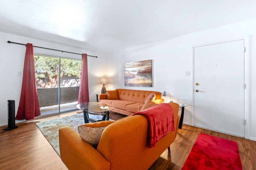 1601 Pennsylvania St NE, Albuquerque, NM for sale - Building Photo - Image 2 of 28