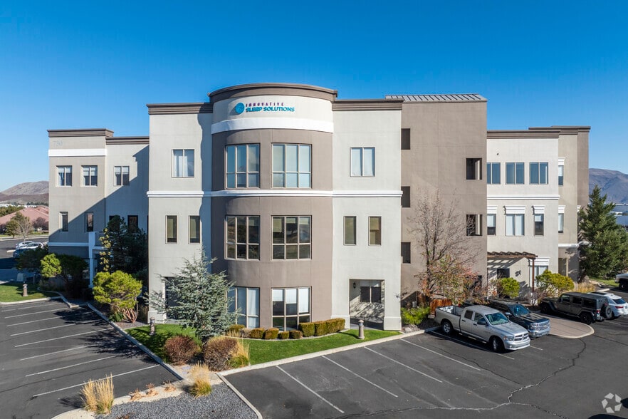 730 Sandhill Rd, Reno, NV for lease - Building Photo - Image 2 of 5