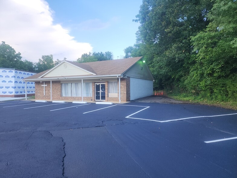 3597 Amherst Hwy, Monroe, VA for sale - Building Photo - Image 2 of 14