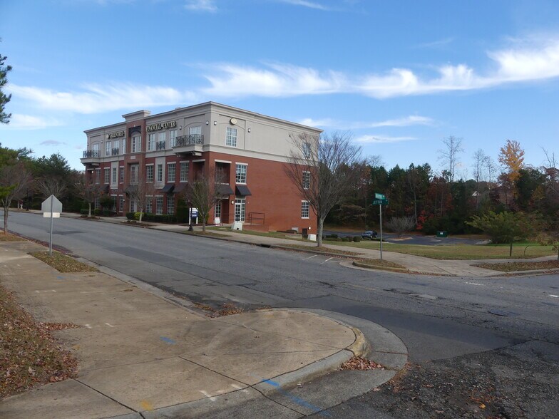 19546 Greentree Way, Cornelius, NC 28031