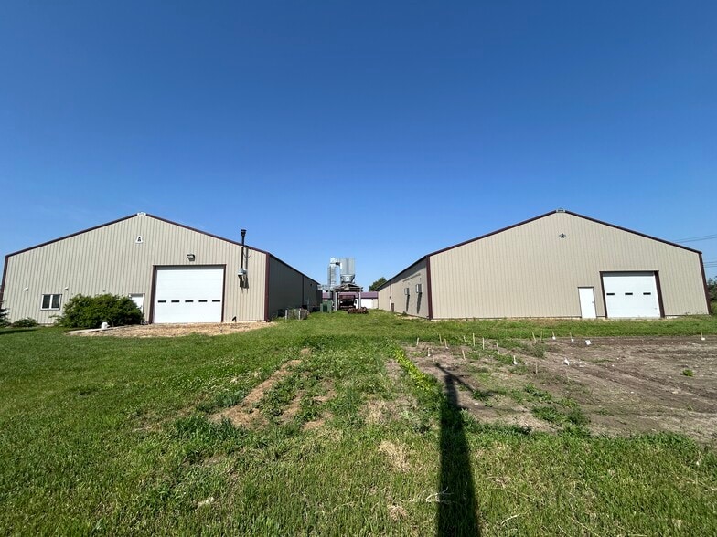 1530 1st St, Friend, NE for sale - Building Photo - Image 2 of 40