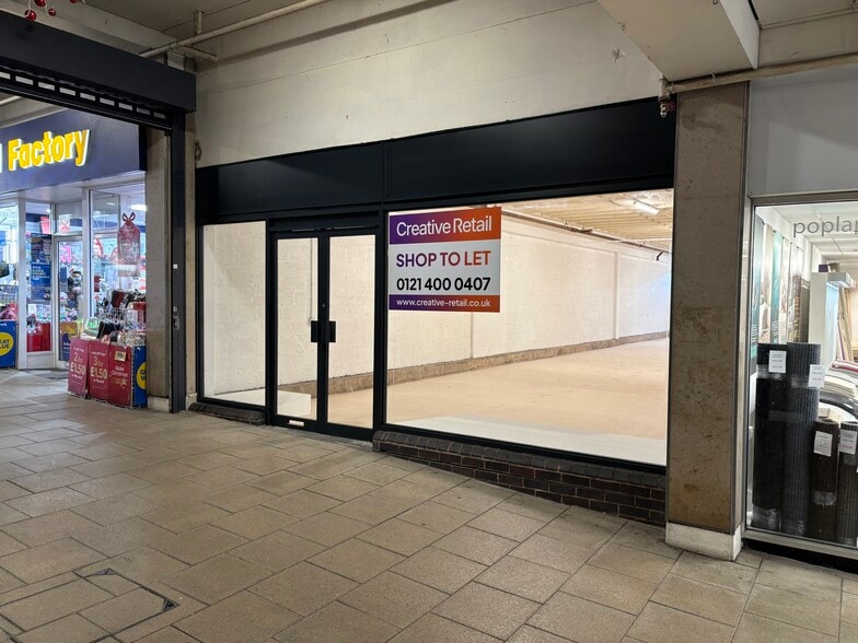 St Andrews Sq, Droitwich for lease - Building Photo - Image 2 of 28