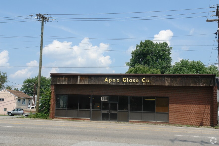4518 MacCorkle Ave SW, Charleston, WV for lease - Primary Photo - Image 1 of 8