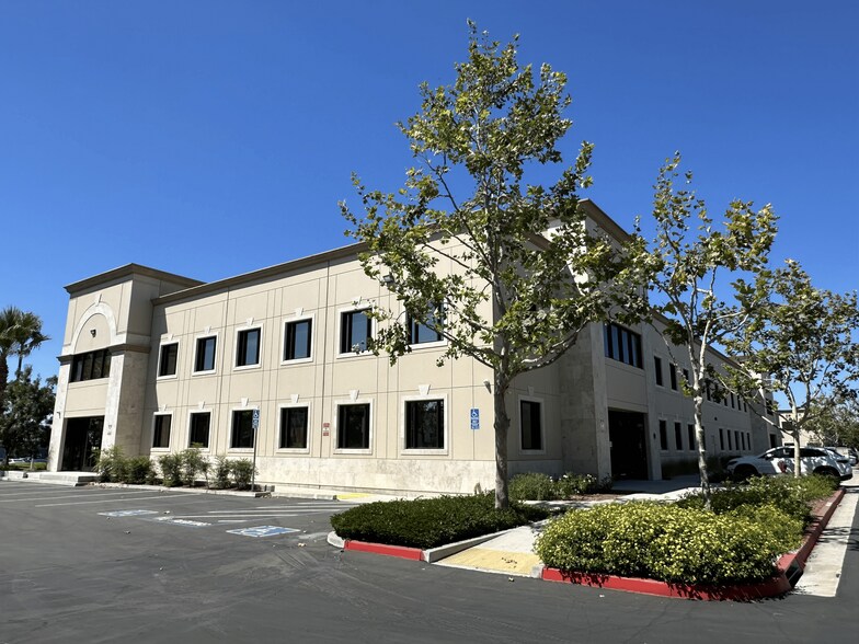 1801 E Holt Blvd, Ontario, CA for lease - Building Photo - Image 3 of 9