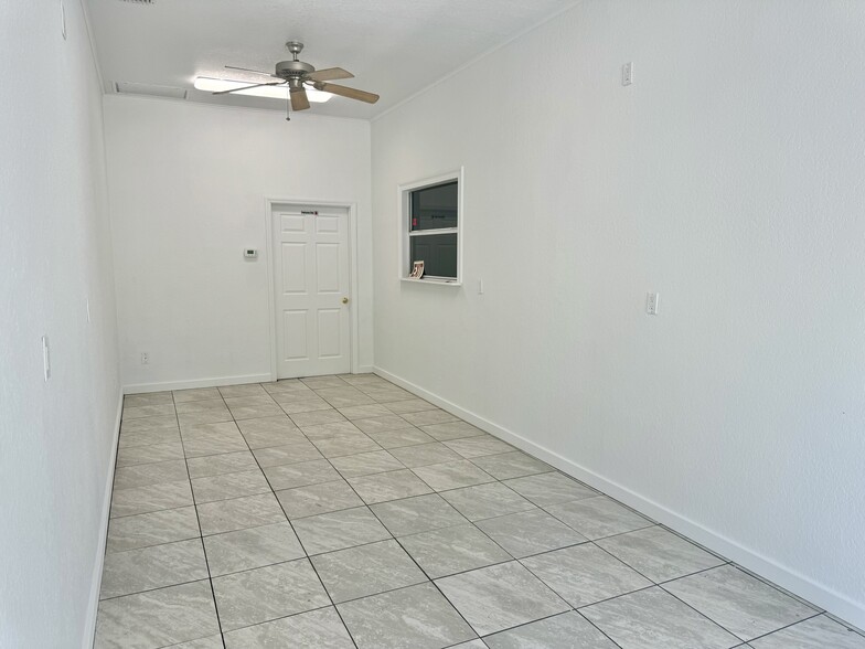 865 35th Ct SW, Vero Beach, FL for lease - Building Photo - Image 2 of 5