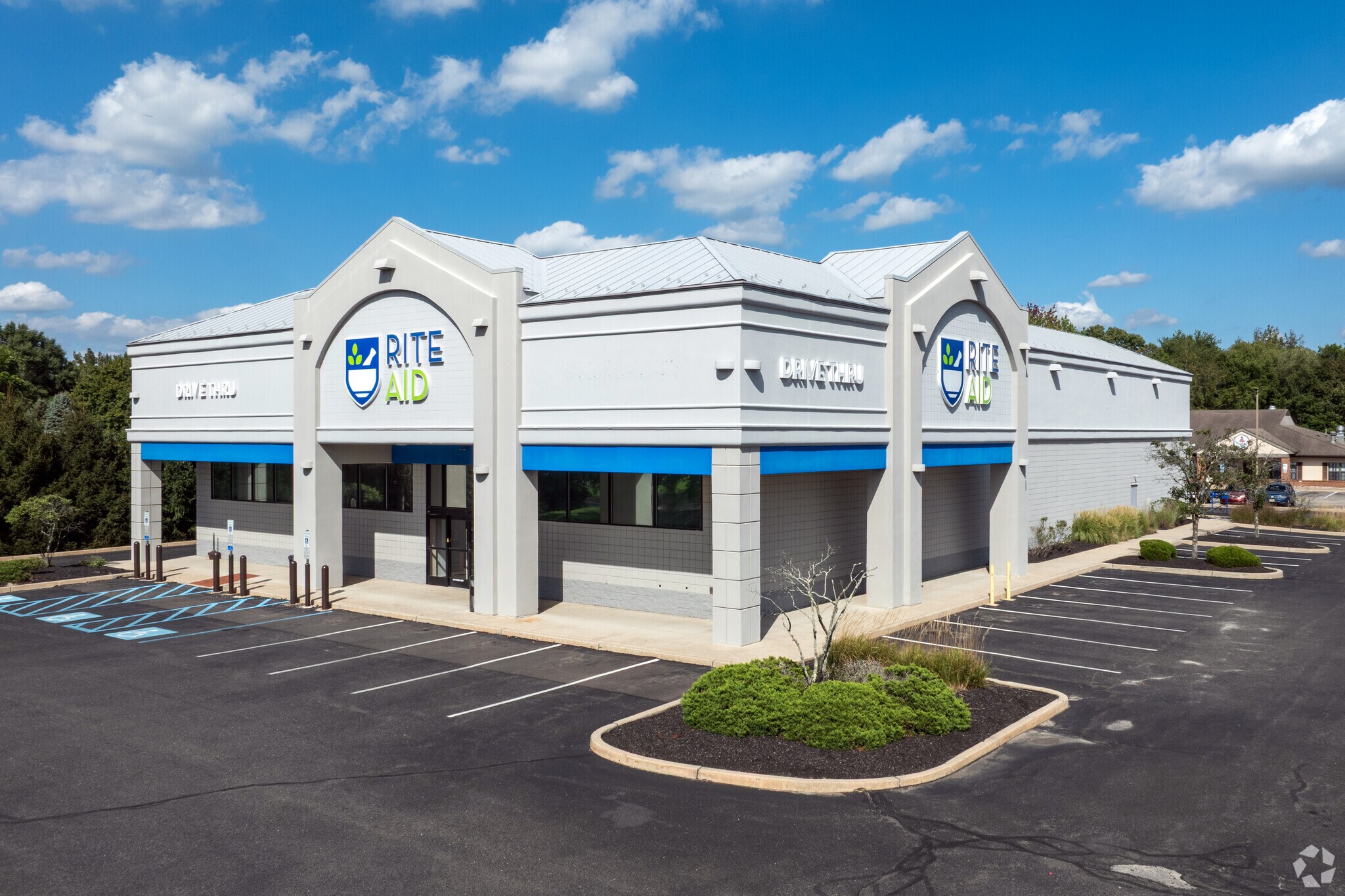 409 Stokes Rd, Medford, NJ for sale Primary Photo- Image 1 of 1