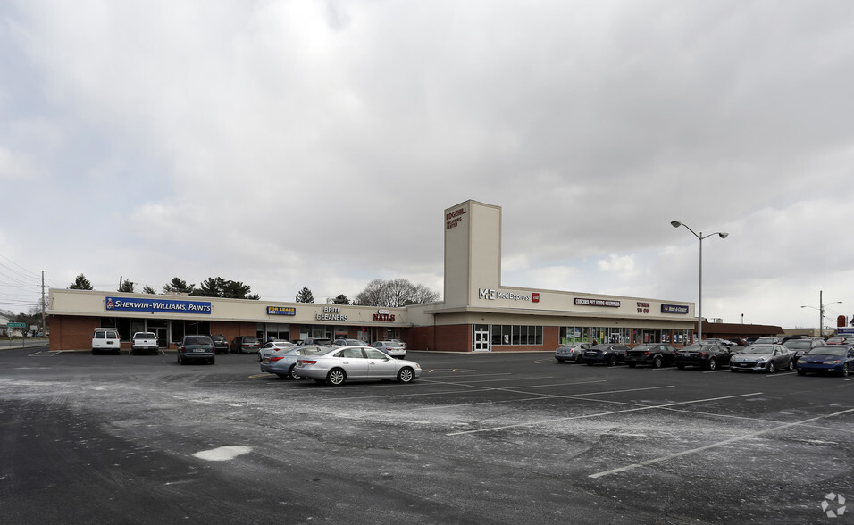 7-119 S Dupont Hwy, Dover, DE for lease - Primary Photo - Image 1 of 7