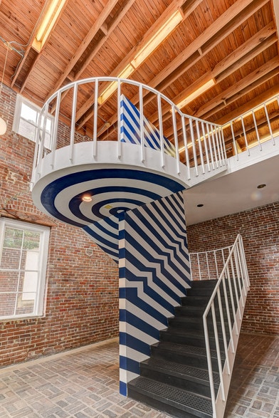 220 E Forsyth St, Jacksonville, FL for lease - Building Photo - Image 2 of 11