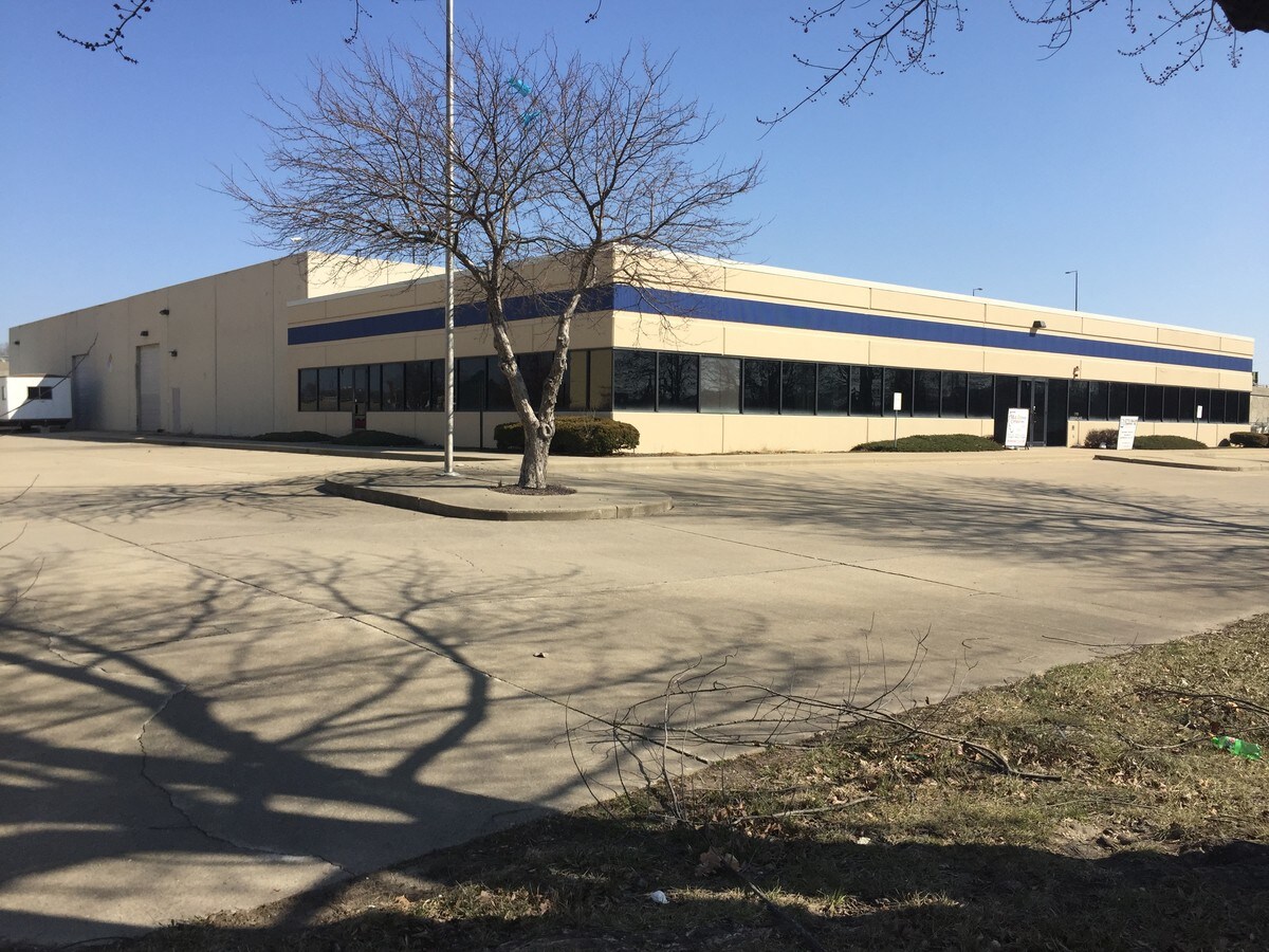 1600 E Clear Lake Ave, Springfield, IL 62703 Property Record