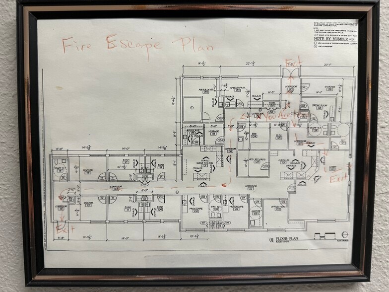 1000-1014 Clarksville & 1001 E. Austin portfolio of 2 properties for sale on LoopNet.com - Building Photo - Image 3 of 21