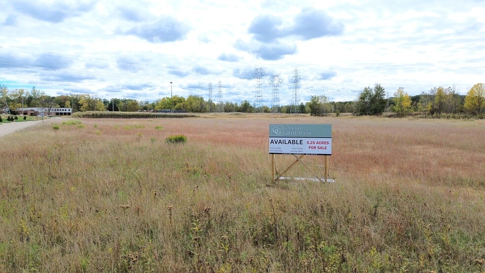 7151 Industrial Park, Mentor, OH for sale - Building Photo - Image 3 of 8