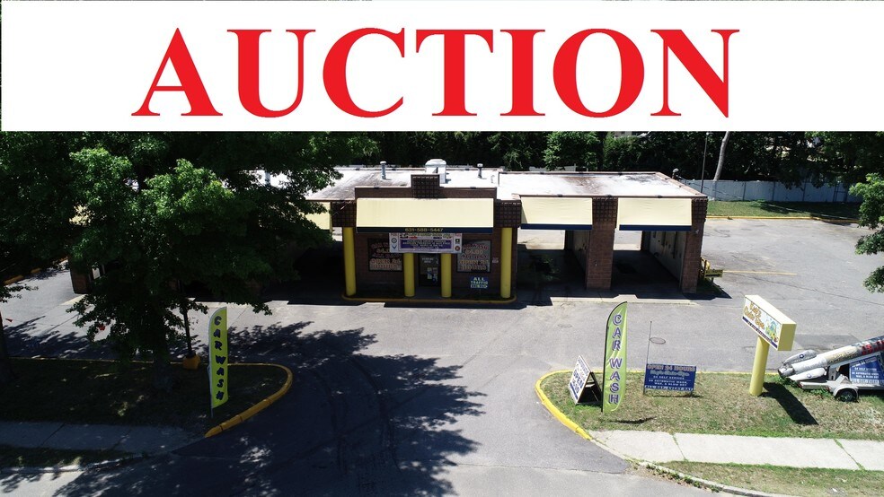 121 Mark Tree Rd, Centereach, NY 11720