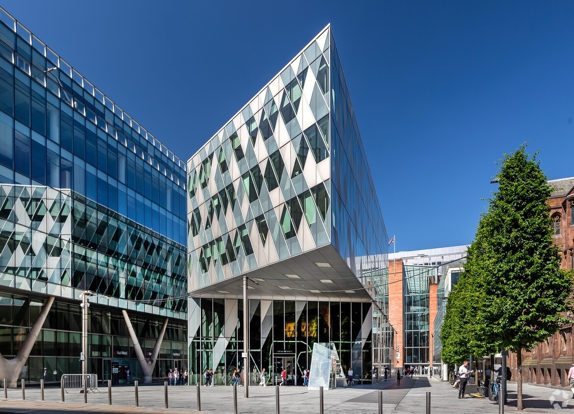 1 The Avenue, Manchester for sale Primary Photo- Image 1 of 1