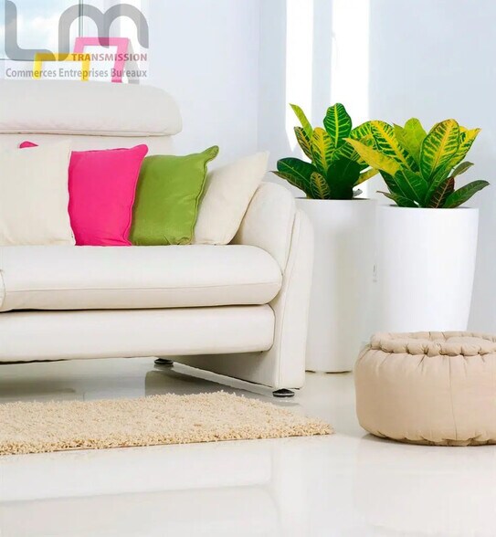 Retail in Montrouge for lease - Building Photo - Image 2 of 5