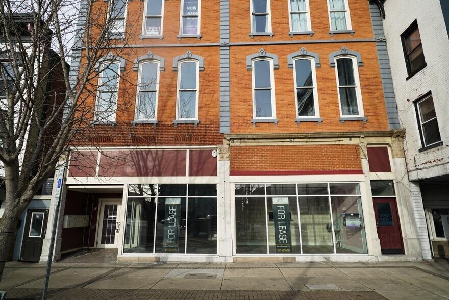 121 NE Public Sq, Troy, OH for sale - Building Photo - Image 1 of 1