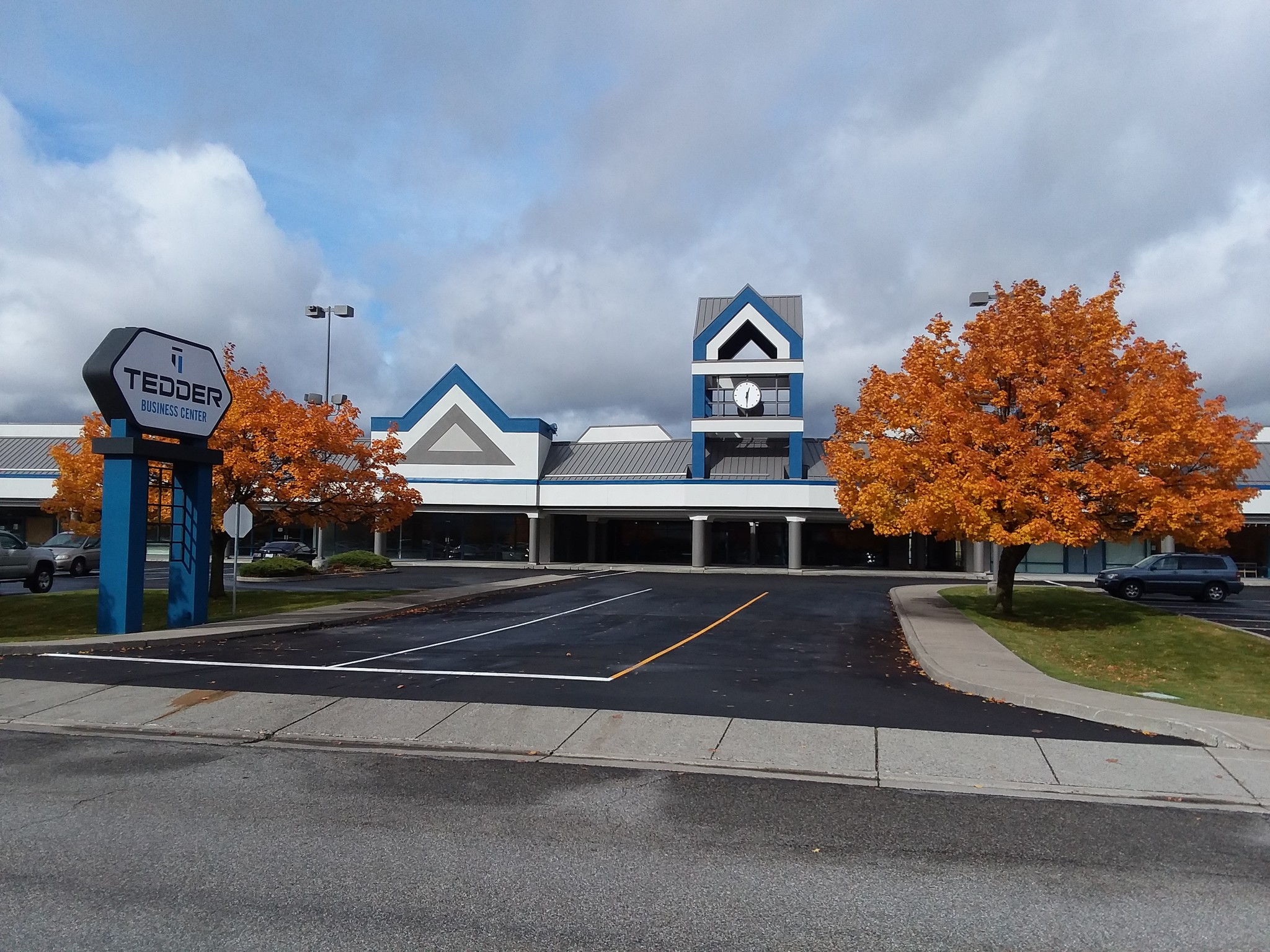 4300 W Riverbend Ave, Post Falls, ID for lease Building Photo- Image 1 of 2