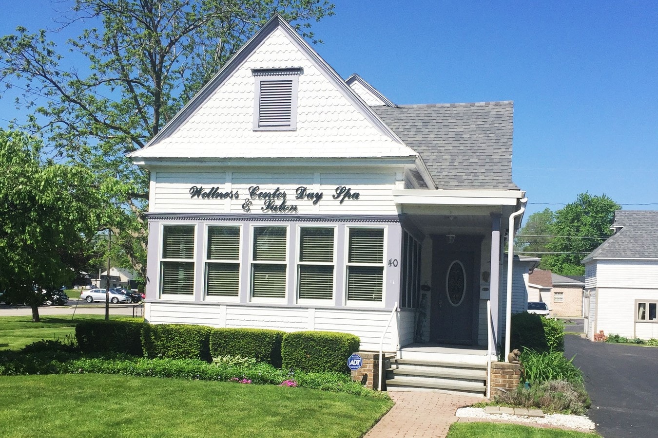 40 S 2nd St, Waterville, OH 43566