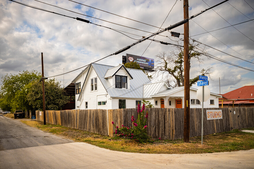 121 Pierce Ave, San Antonio, TX for sale - Building Photo - Image 3 of 29