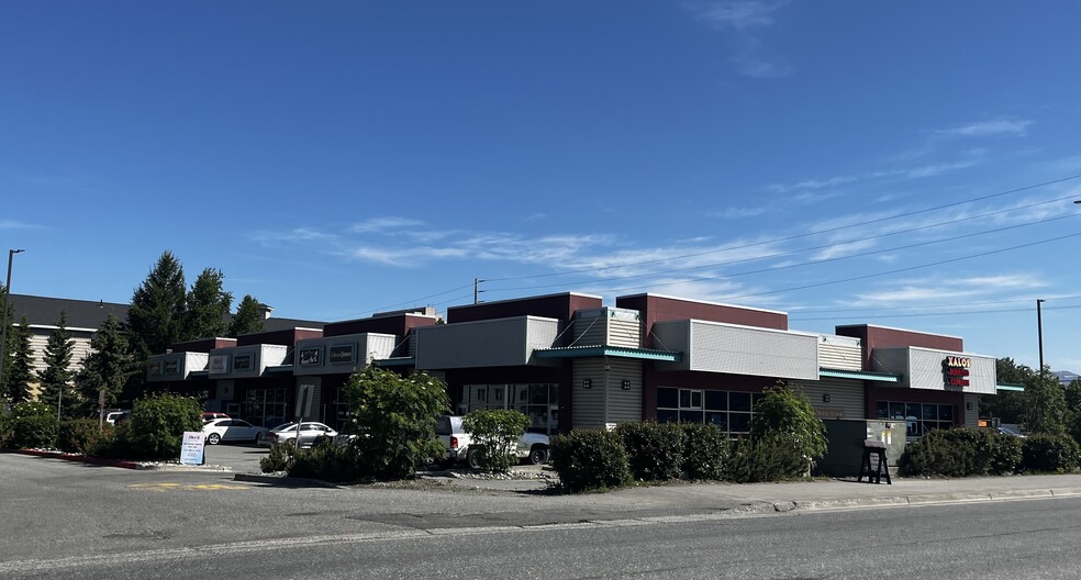 751 E 36th Ave, Anchorage, AK for lease - Building Photo - Image 1 of 4