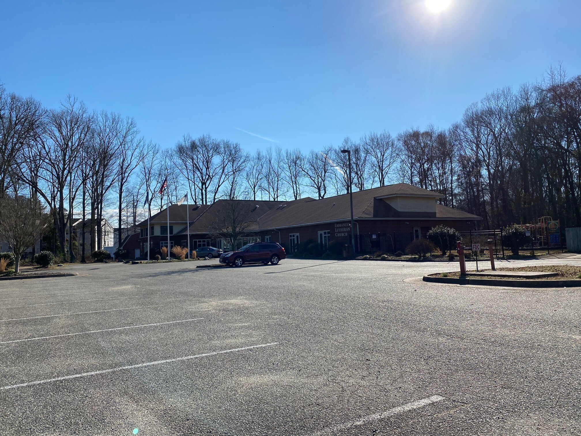 23 Semple Farm Rd, Hampton, VA for sale Primary Photo- Image 1 of 1