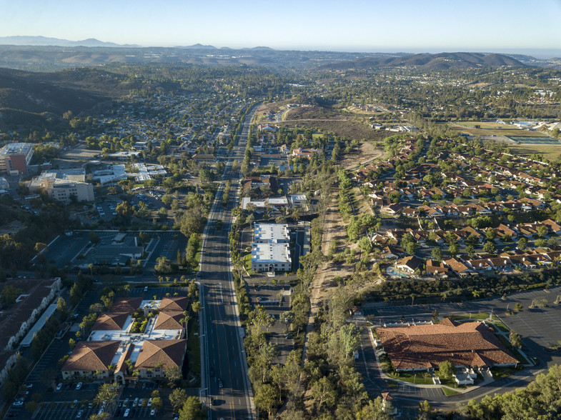 15706-15708 Pomerado Rd, Poway, CA for lease - Aerial - Image 3 of 7