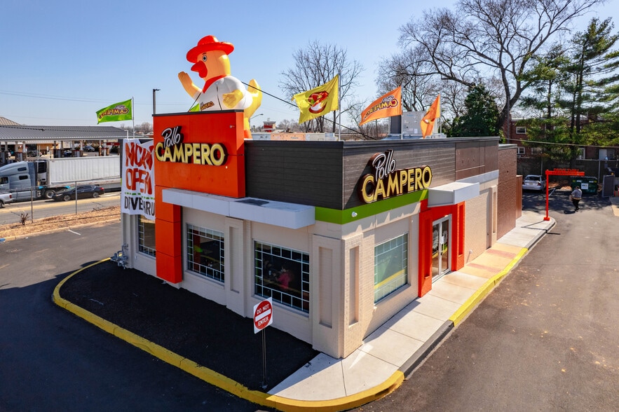 9025 Frankford Ave, Philadelphia, PA for sale - Building Photo - Image 1 of 12