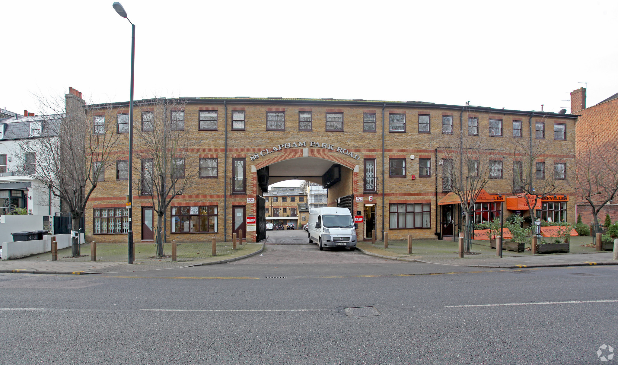 88 Clapham Park Rd, London for sale Primary Photo- Image 1 of 14