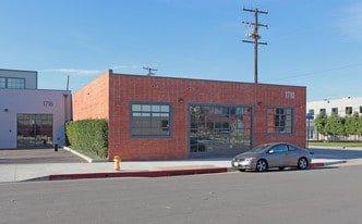 1710-1716 12th St, Santa Monica CA - Automotive Property