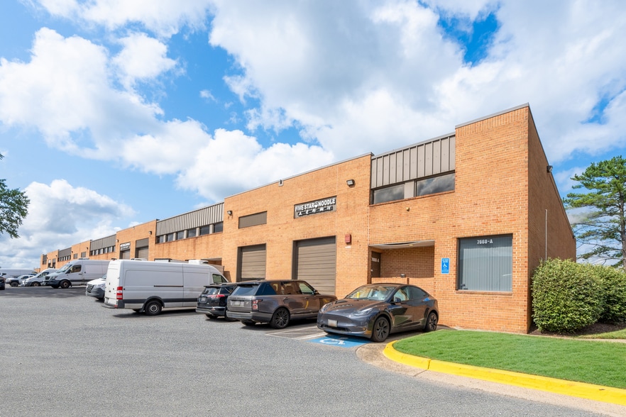 7401 Fullerton Rd, Springfield, VA for lease - Building Photo - Image 3 of 19