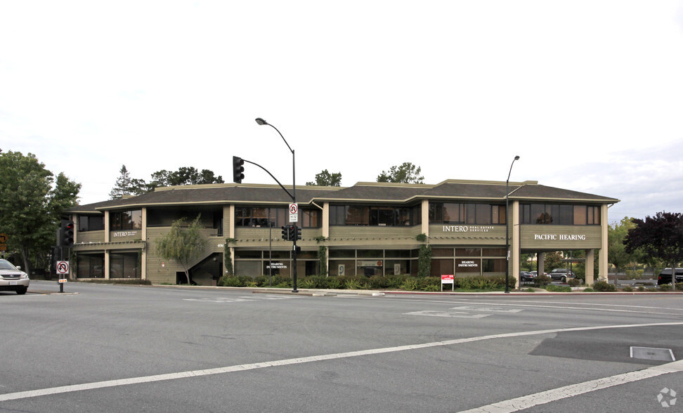 496 1st St, Los Altos, CA for lease - Primary Photo - Image 1 of 4