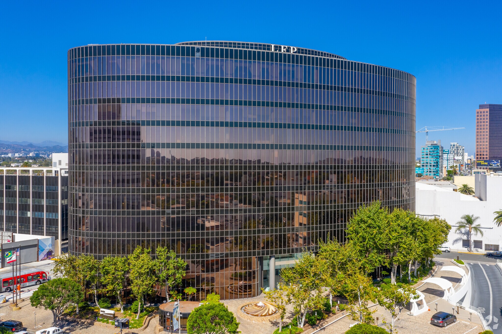 8484 Wilshire Blvd, Beverly Hills, CA 90211 Office for Lease
