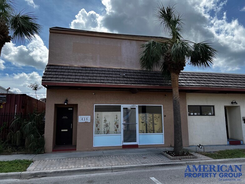 416 E Venice Ave, Venice, FL 34285