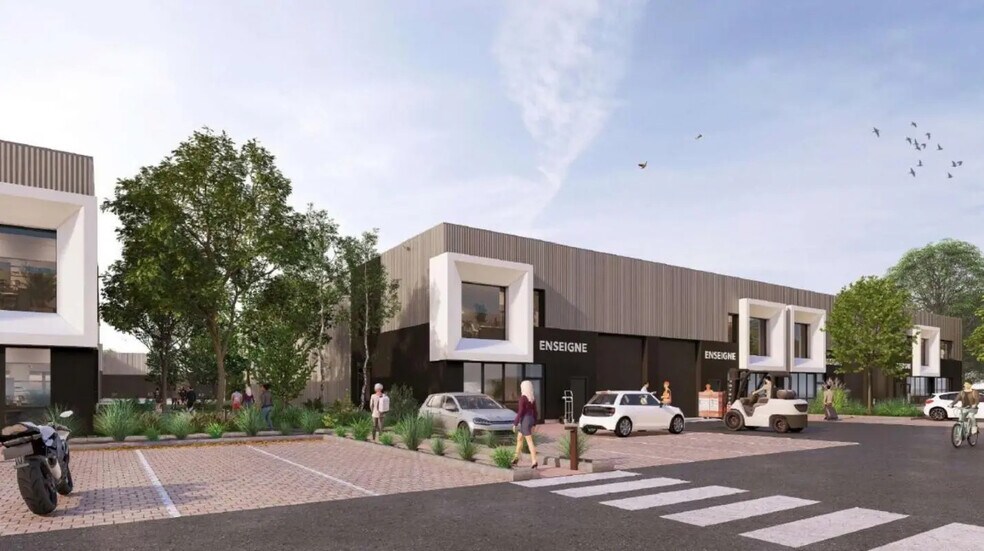 Flex in Prouvy for lease - Building Photo - Image 3 of 8