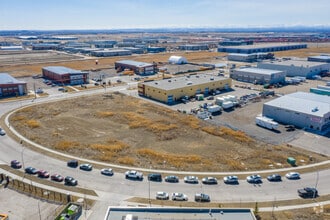 10755 74th St SE, Calgary, AB - AERIAL  map view