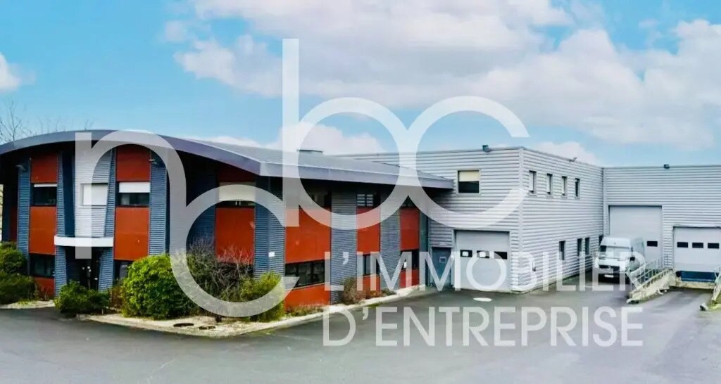 Flex in Fleurieux-sur-l'Arbresle for lease Building Photo- Image 1 of 2