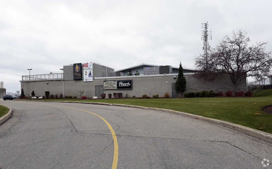 341 Marsland Dr, Waterloo, ON N2J 4N7