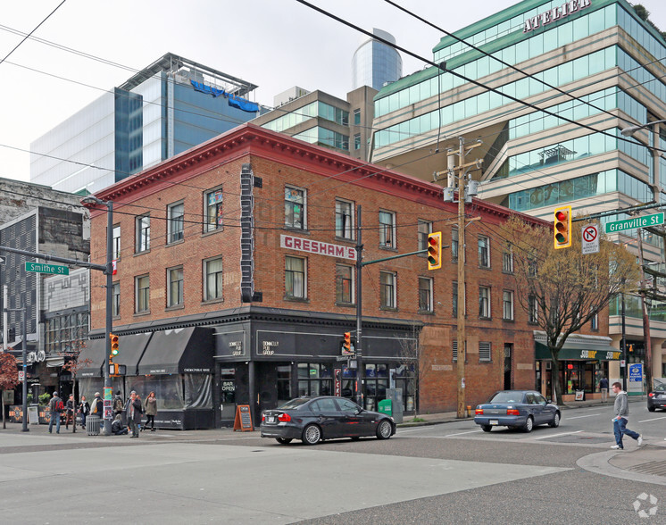 901-909 Granville St, Vancouver, BC for lease - Primary Photo - Image 1 of 3