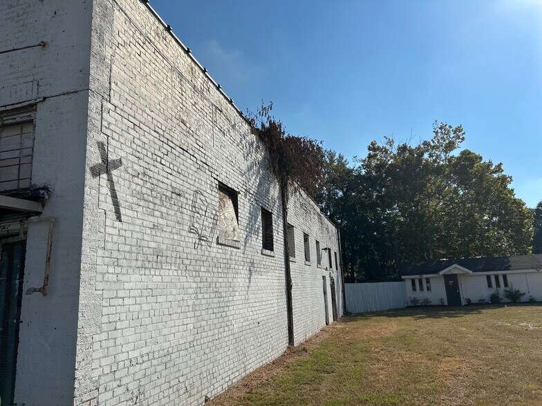 710 Scenic Hwy, Baton Rouge, LA for sale - Building Photo - Image 2 of 18