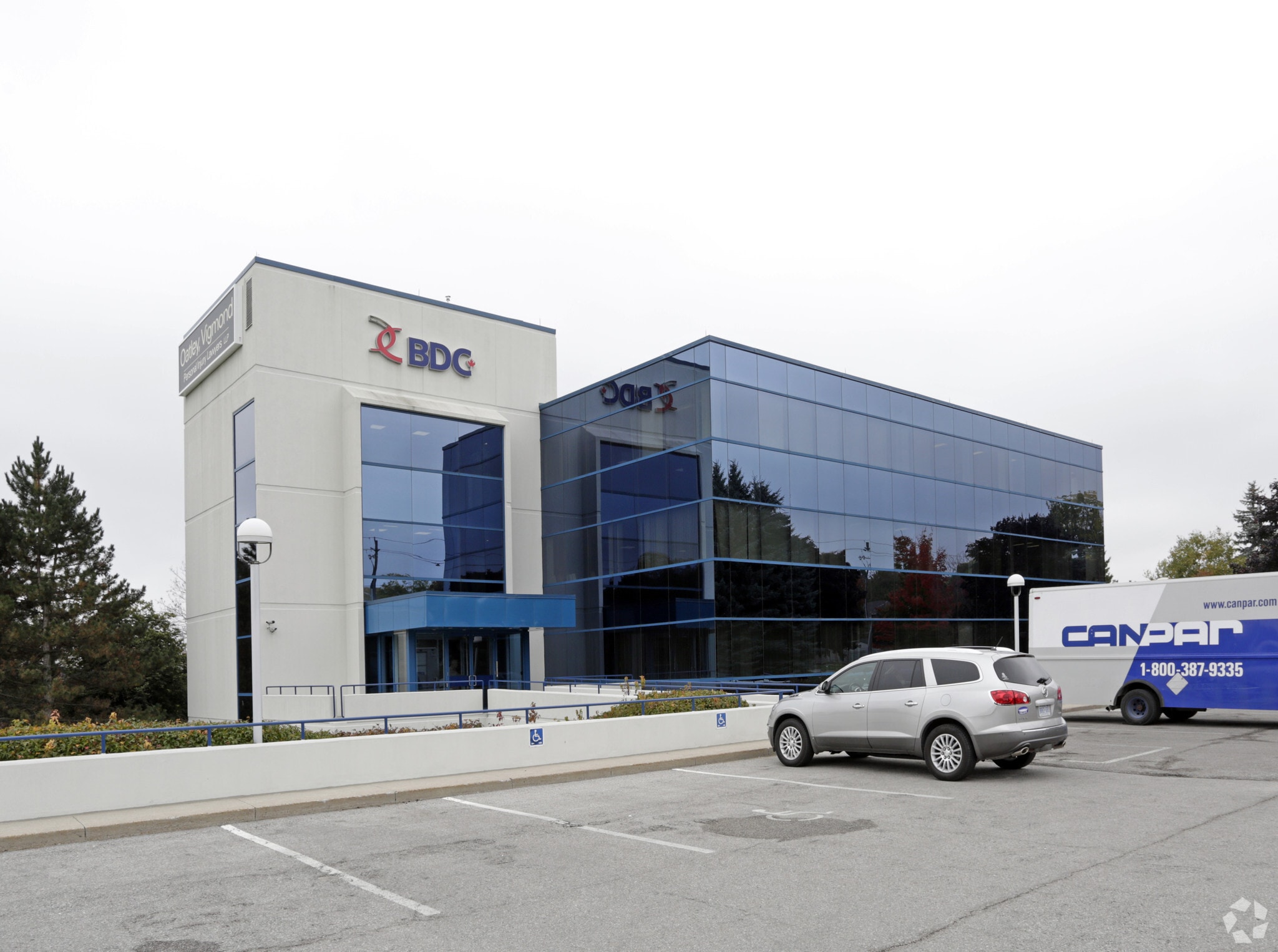 151 Ferris Ln, Barrie, ON for sale Primary Photo- Image 1 of 1