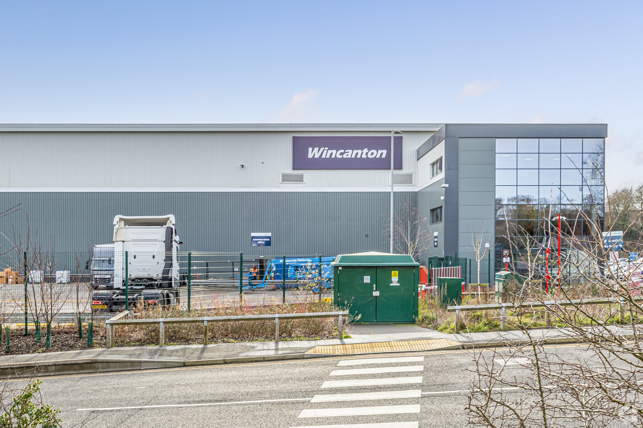 Third Ave, Harlow for lease Primary Photo- Image 1 of 3