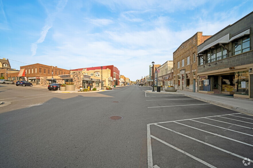 101 S Main St, West Bend, WI for sale - Building Photo - Image 2 of 7