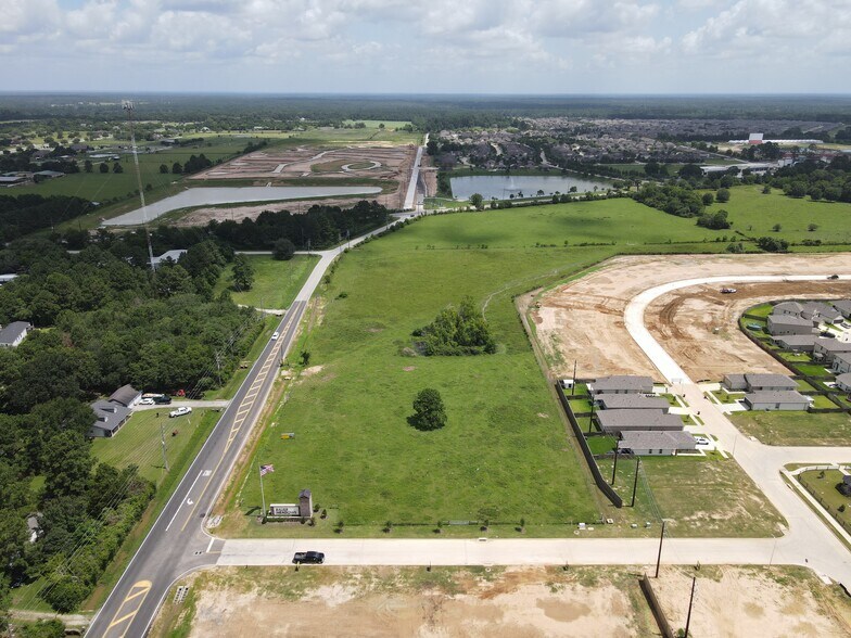 Bauer Rd & Hopfe Rd portfolio of 2 properties for sale on LoopNet.com - Building Photo - Image 3 of 6