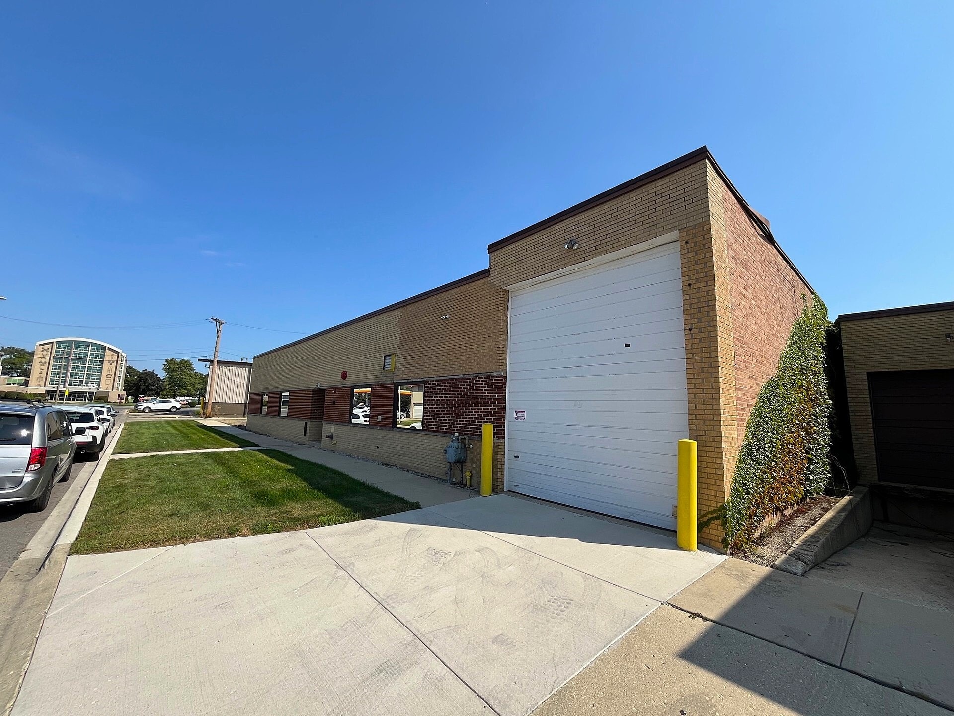 123 N 10th Ave, Melrose Park, IL for sale Primary Photo- Image 1 of 19