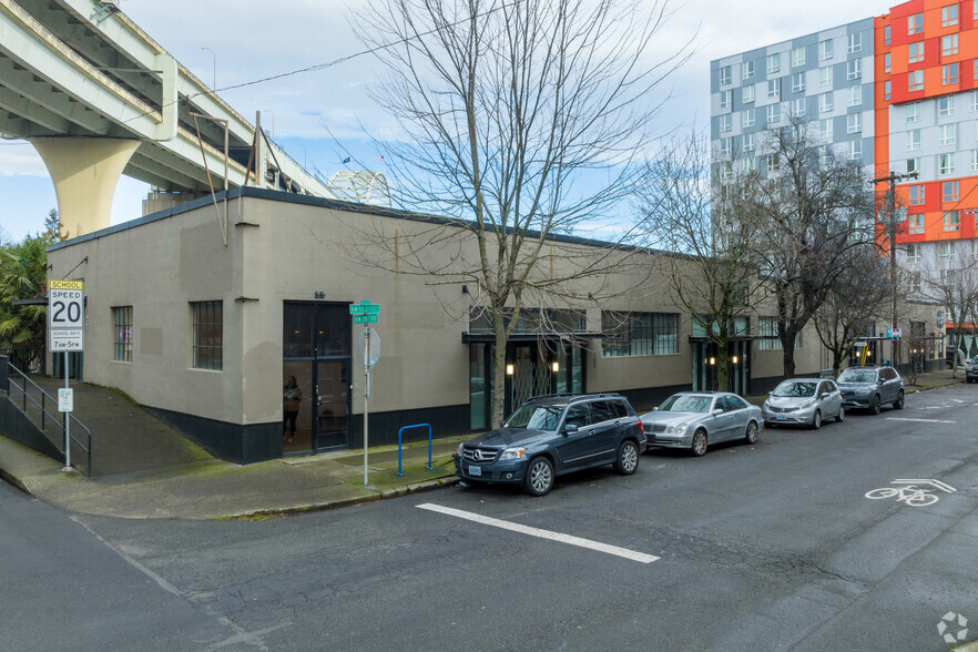 1627 NW 14th Ave, Portland, OR for lease - Building Photo - Image 3 of 7