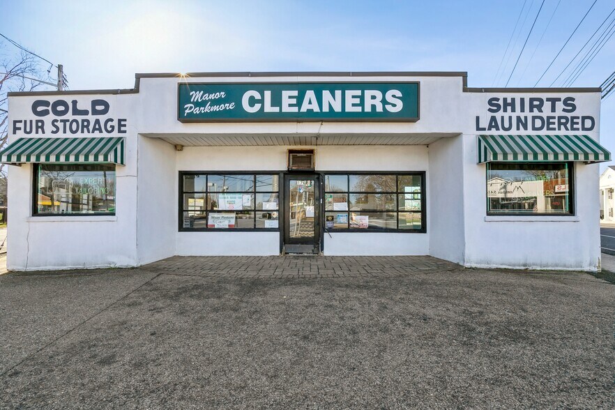 176 New York Ave, Huntington, NY for sale - Building Photo - Image 1 of 1